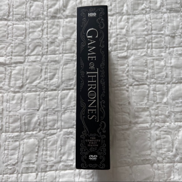 Game of Thrones Complete First Season Boxed Set Of DVD’s Excellent Condition - Picture 2 of 10